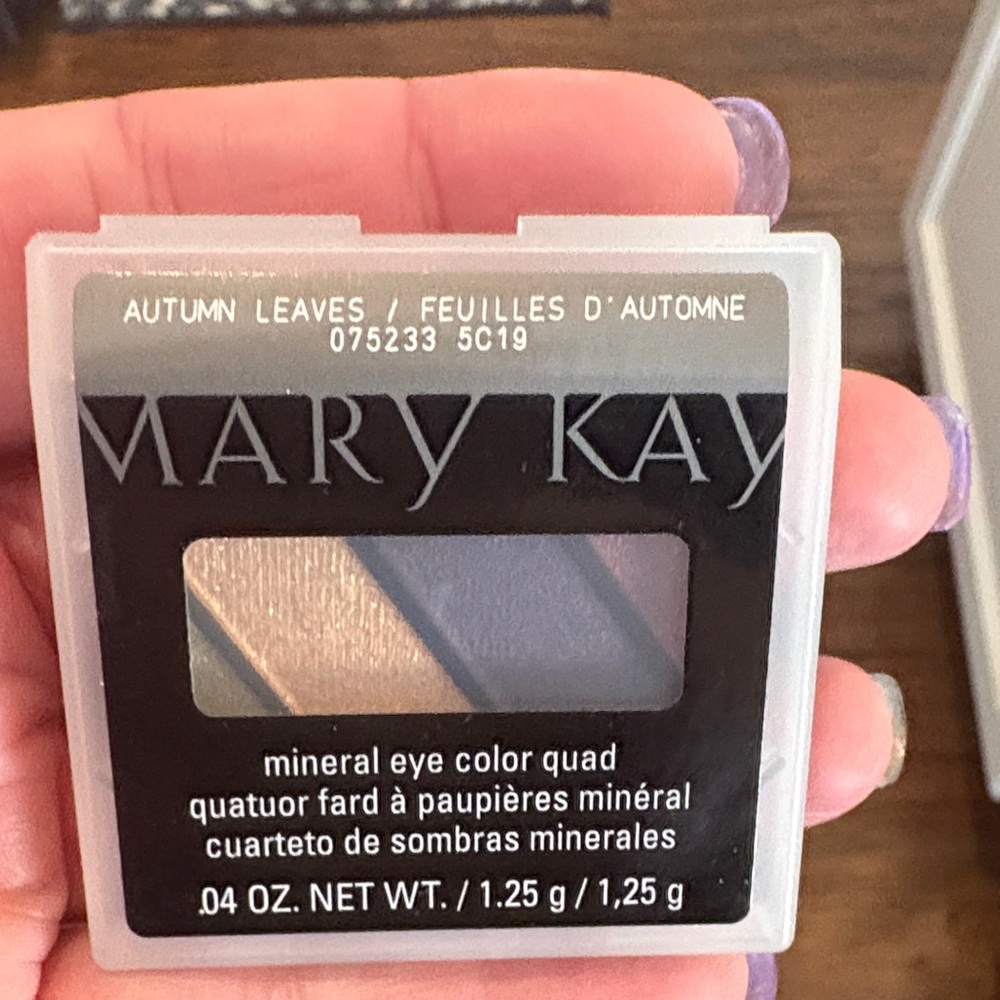 Mary Kay Mineral Eye Color Quad - Vibrant Hues